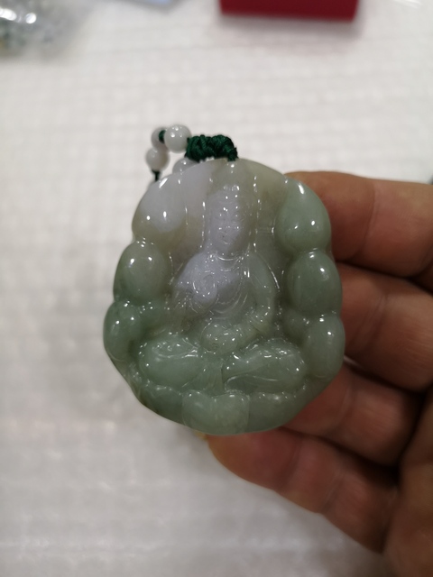 古玩玉器觀音拍賣,當前價格480元