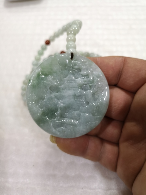 古玩玉器山水牌子拍賣，當前價格750元