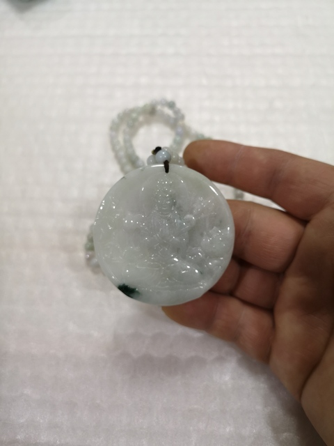 古玩玉器觀音拍賣，當前價格680元