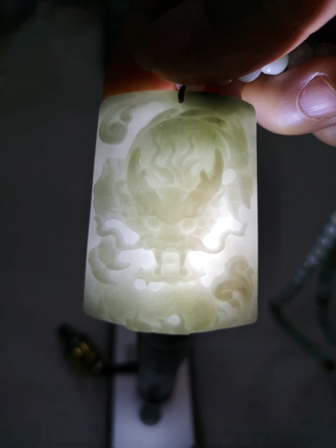 古玩玉器翡翠龍牌子拍賣，當前價格1200元