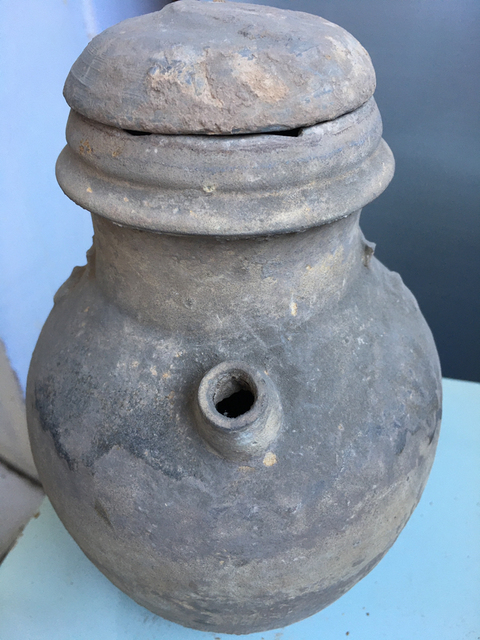 古玩陶瓷【盛唐】陶蓋器皿(原配蓋)拍賣,當前價格11000元