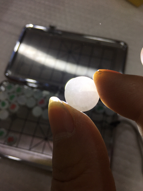 古玩玉器翡翠象棋拍賣，當前價格1550元