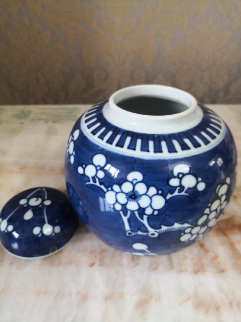 古玩陶瓷青花冰梅紋蓋罐拍賣,當(dāng)前價(jià)格1999元