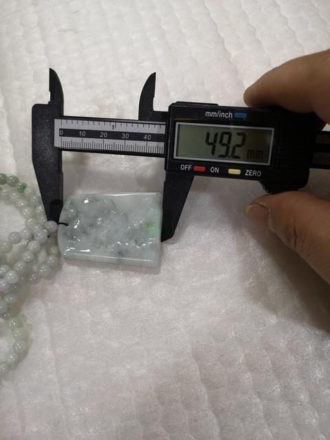 古玩玉器山水牌子拍賣,當(dāng)前價(jià)格480元