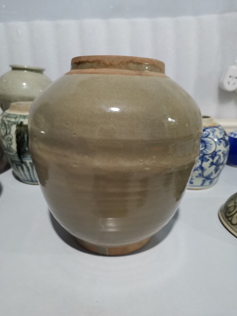 古玩陶瓷明晚清早期龍泉大罐拍賣,當前價格388元