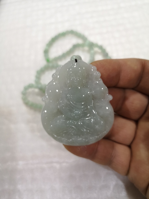 古玩玉器觀音拍賣,當前價格850元