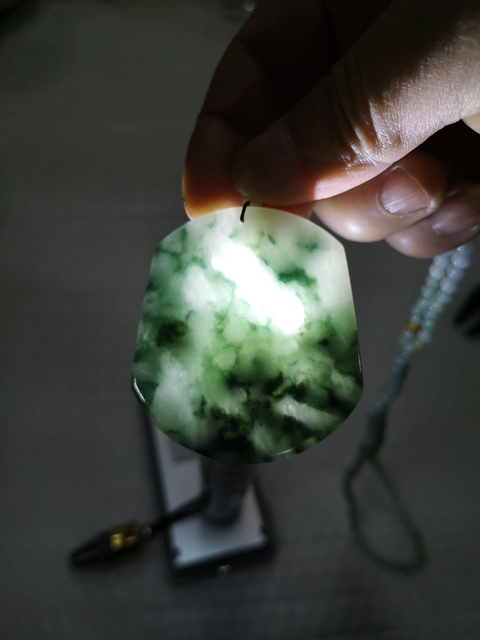 古玩玉器山水牌子拍賣,當前價格680元