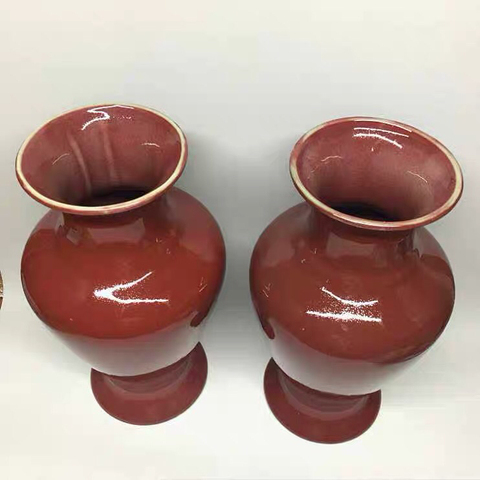 古玩陶瓷紅釉瓶拍賣,當前價格0元