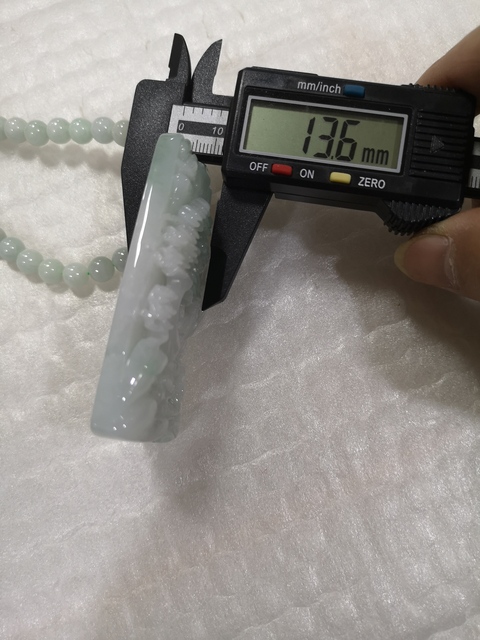 古玩玉器山水牌子拍賣，當(dāng)前價(jià)格2600元