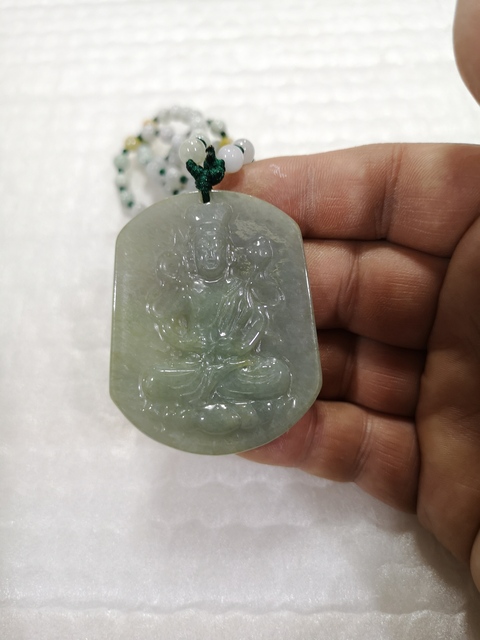 古玩玉器觀音拍賣,當前價格450元