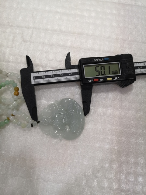 古玩玉器觀音拍賣,當前價格680元