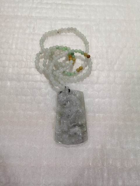 古玩玉器龍牌子拍賣(mài)，當(dāng)前價(jià)格580元