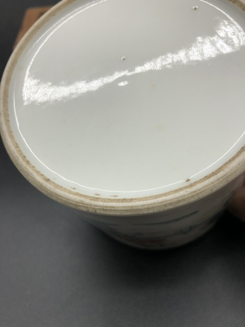 古玩陶瓷粉彩人物缸拍賣，當前價格2000元