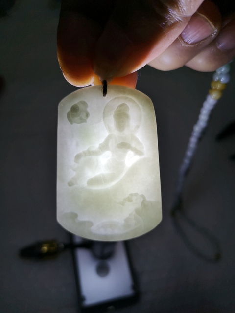 古玩玉器觀音拍賣,當前價格580元