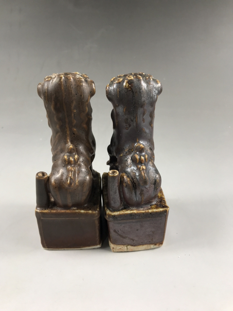 古玩陶瓷醬釉獅子塑像拍賣，當前價格3500元