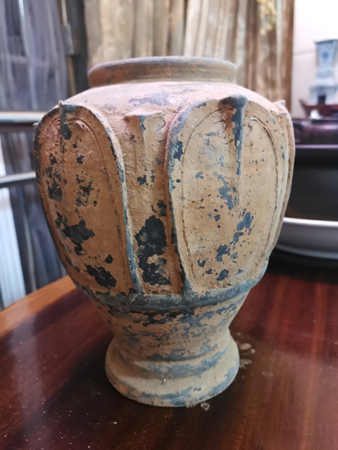 古玩陶瓷宋代，蓮瓣紋罐拍賣，當前價格3500元