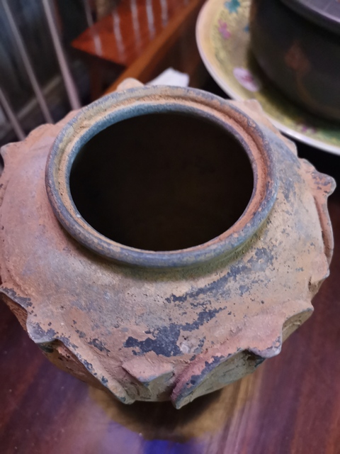 古玩陶瓷宋代，蓮瓣紋罐拍賣，當前價格3500元