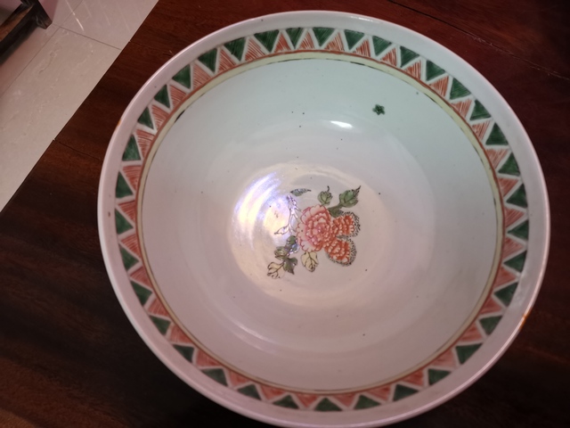 古玩陶瓷清咸豐，五彩刀馬人大碗拍賣，當前價格5555元