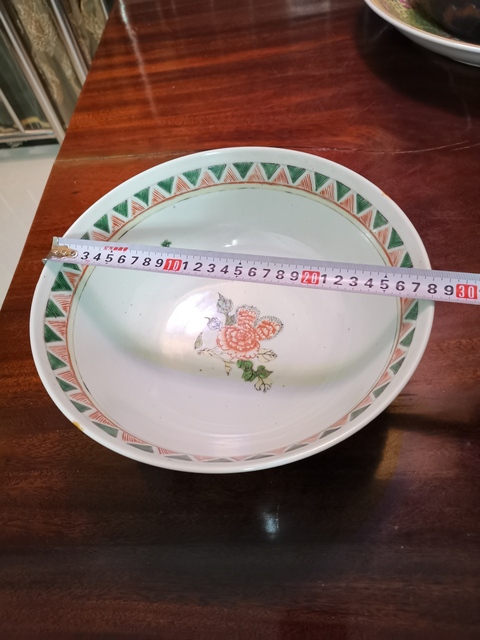 古玩陶瓷清咸豐，五彩刀馬人大碗拍賣，當前價格5555元