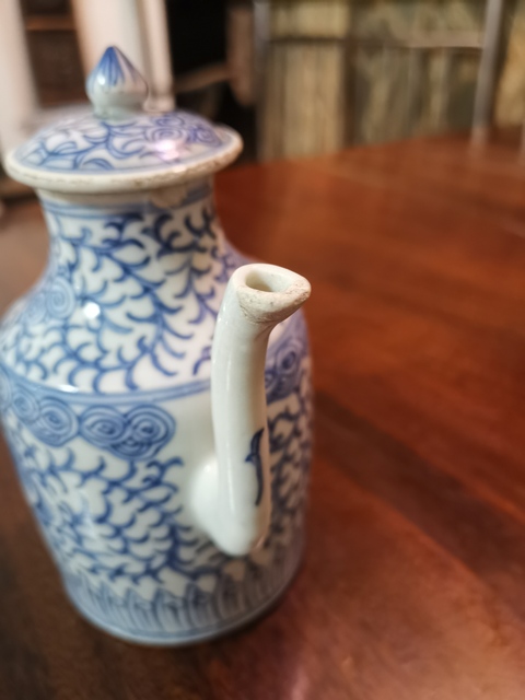 古玩陶瓷花卉紋青花執壺拍賣，當前價格466元