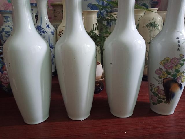 古玩陶瓷梅蘭竹菊拍賣,當前價格236元