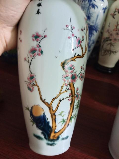 古玩陶瓷梅蘭竹菊拍賣,當前價格236元