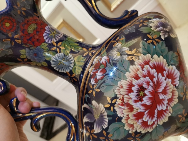 古玩陶瓷花卉紋大瓶拍賣，當前價格3000元