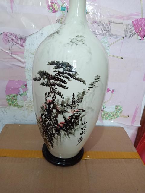 古玩陶瓷山水紋長(zhǎng)頸撇口瓶拍賣，當(dāng)前價(jià)格488元