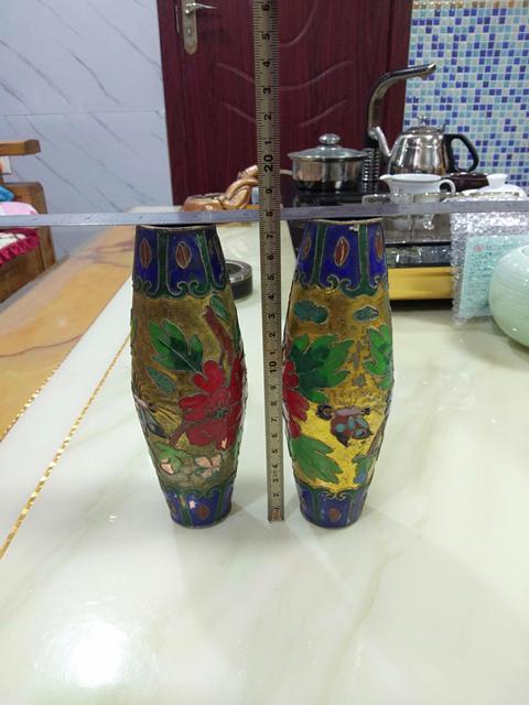 古玩雜項(xiàng)景泰藍(lán)橄欖瓶拍賣，當(dāng)前價(jià)格298元