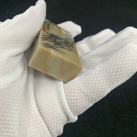 古玩玉器刻花印章兩枚拍賣,當前價格266元