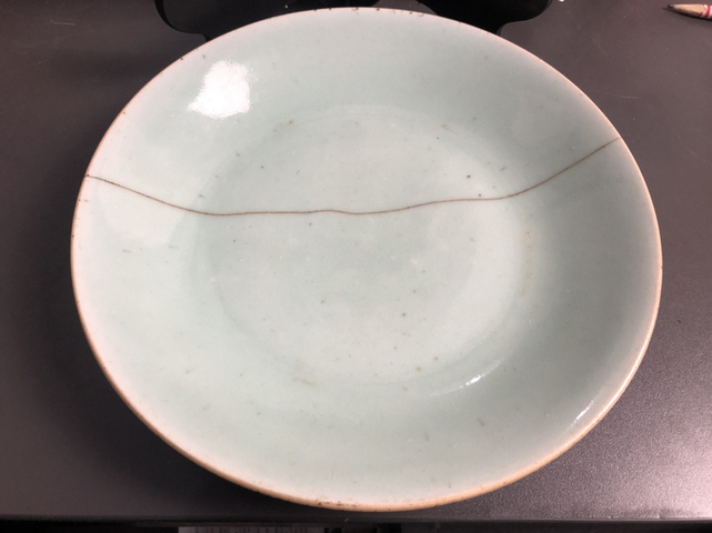 古玩陶瓷清代大號豆青釉盤拍賣，當前價格168元