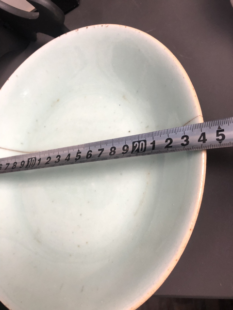 古玩陶瓷清代大號豆青釉盤拍賣，當前價格168元