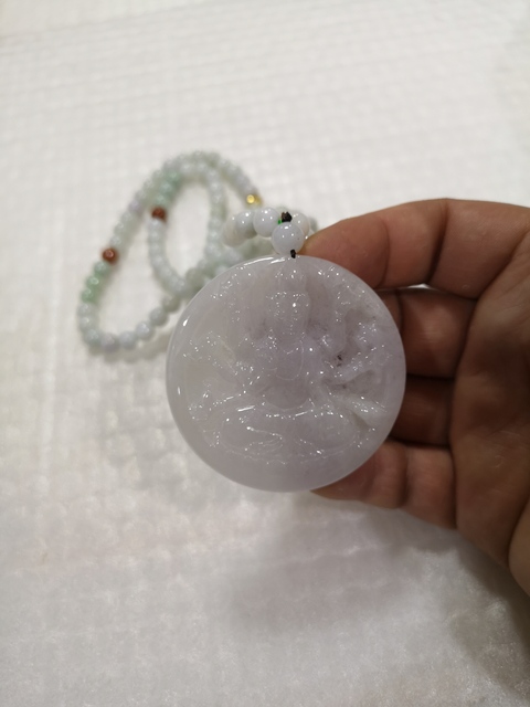 古玩玉器千手觀音圓牌拍賣,當前價格858元