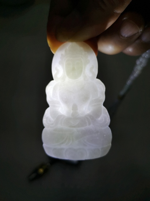古玩玉器翡翠觀音拍賣,當前價格680元