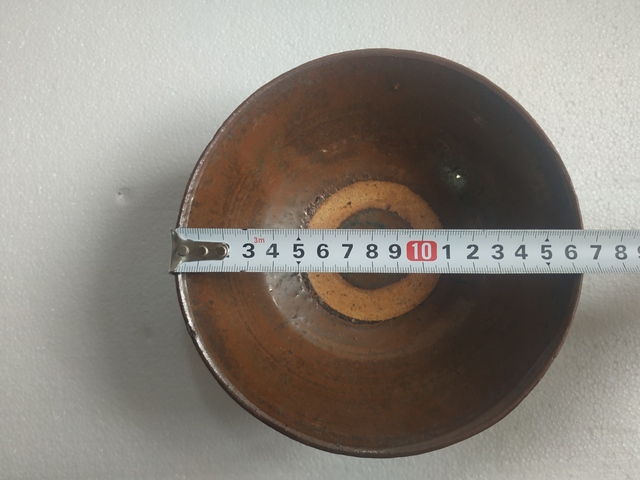 古玩陶瓷清代磁州窯醬釉碗拍賣,當前價格199元