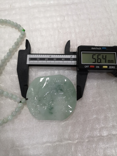 古玩玉器山水牌子拍賣,當前價格680元