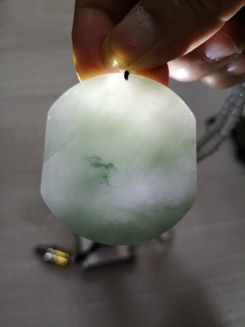 古玩玉器山水牌子拍賣,當前價格680元