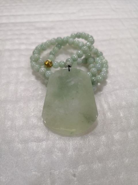 古玩玉器山水牌子拍賣,當前價格680元