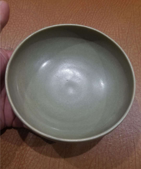古玩陶瓷《唐五代》越窯洗拍賣，當(dāng)前價(jià)格18888元