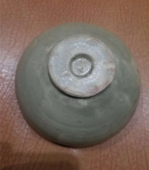 古玩陶瓷《唐五代》越窯洗拍賣，當(dāng)前價(jià)格18888元