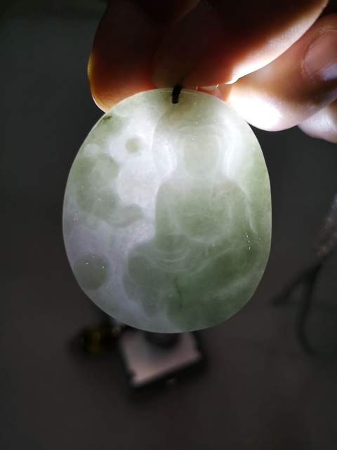 古玩玉器觀音拍賣，當前價格550元