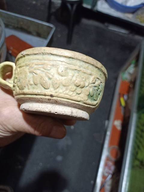 古玩陶瓷明磁州窯模印蓮花紋把杯一對拍賣，當前價格3800元