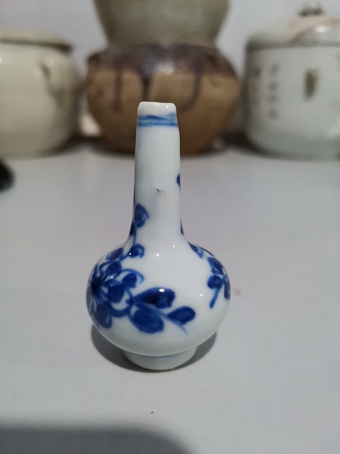 古玩陶瓷康熙青花天球瓶拍賣，當前價格980元