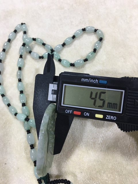 古玩玉器山水牌子拍賣,當前價格580元