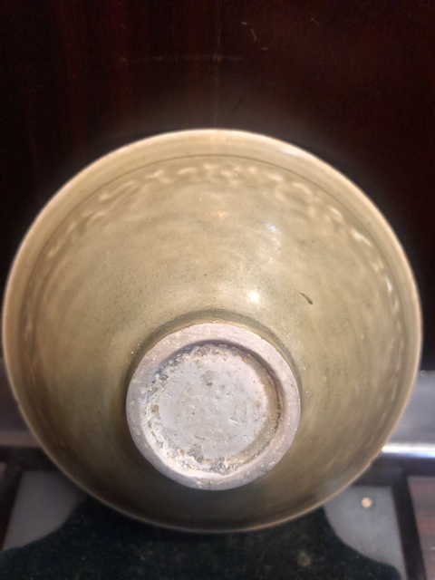 古玩陶瓷青釉印花花卉紋碗拍賣,當前價格16888元