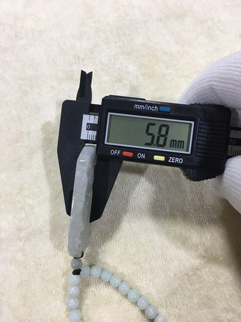 古玩玉器山水牌子拍賣，當前價格450元