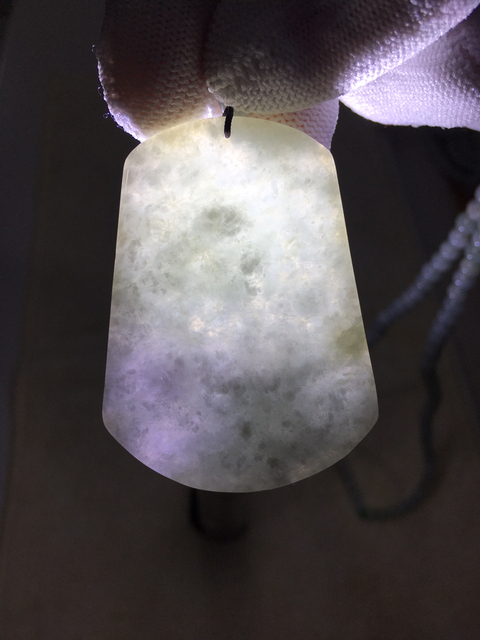 古玩玉器山水牌子拍賣，當前價格450元