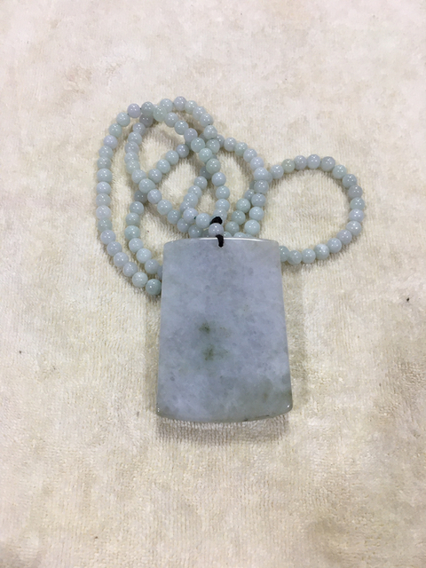 古玩玉器觀音拍賣,當(dāng)前價(jià)格450元