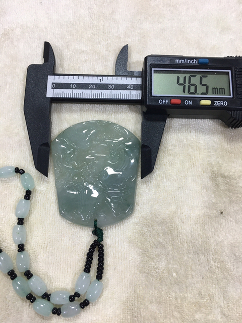 古玩玉器山水牌子拍賣，當前價格680元