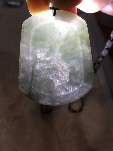 古玩玉器山水牌子拍賣，當前價格680元